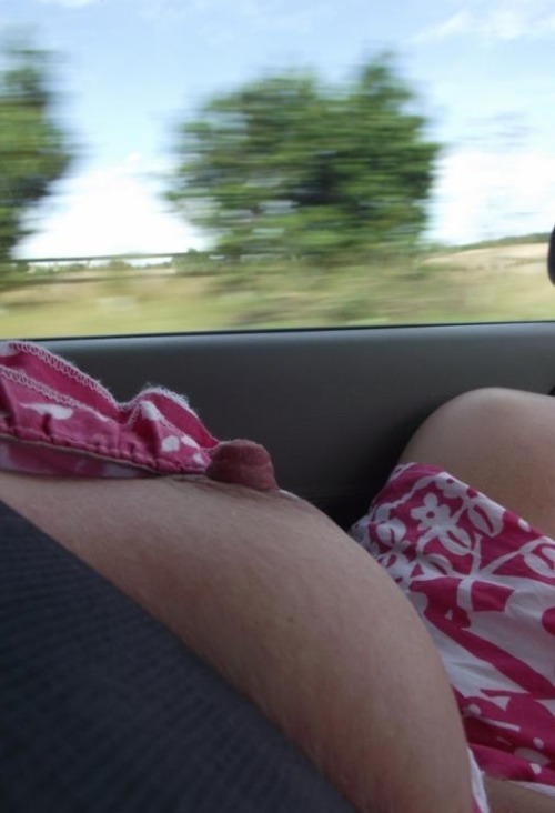 lovemylovebutton:  You are probably thinking that I am always getting my tits out :) 