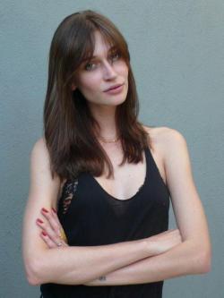 castingcalls:  Viviane Orth @ IMG 