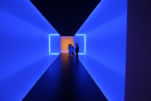 myampgoesto11:Installations by James Turrell