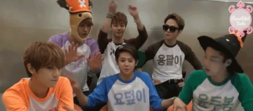 junhyungxx:   Yoseob: Let’s be motionless for a while… (HyunSeung was already