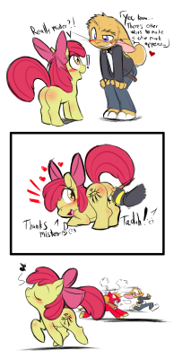 haikuoezu:  serpentrabbit:  And even more oldoldold doodles~  Pinkie Pie Doubles will never stop being funny