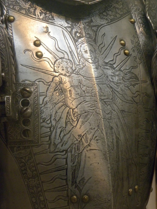 hopondatr33s:Suit of Armor (Detail)The Metropolitan Museum of Art, NYC