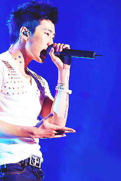 maylinie:  more edits of old Jay pics 