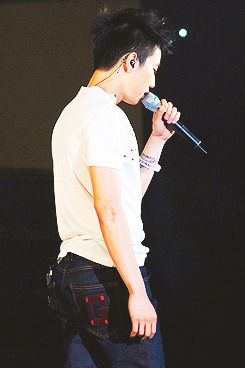 maylinie:  more edits of old Jay pics 