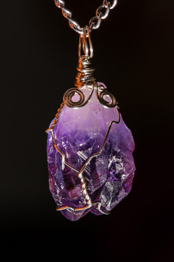 littlerattus:  Amethyst necklace sold here (: