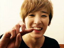 kseops-deactivated20140423:  Kevin being precious. 