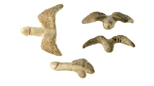 pearlo:thedailywhat:Ancient Roman Artifacts of the Day: These carved bone phalluses with finely deta