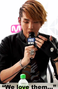 xehoon:  When Kris was ask about EXO fans… 