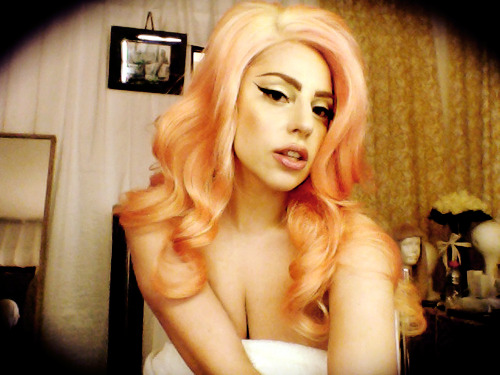 ladyxgaga:  Today is the anniversary of BAD ROMANCE :) were bringing back the “tub