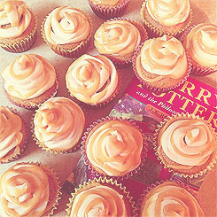 broegansnook:  butterbeer cupcakes(makes around 18) for the cupcakes:2 cups flour1 1/2 teaspoons baking powder½ teaspoon baking soda¼ teaspoon salt½ cup (1 stick) unsalted butter, softened½ cup granulated sugar½ cup