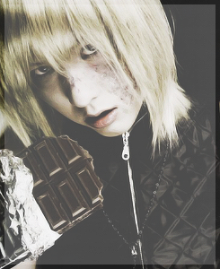 thehellequin:  Cosplays of Death Note. 