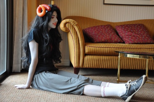 beebunny: inebreeation: Being alive and stuff. Old Aradia cosplay as per request a la anondas me