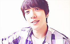 yonghwainmyhead:  Yonghwa photosets: Behind the Scenes  