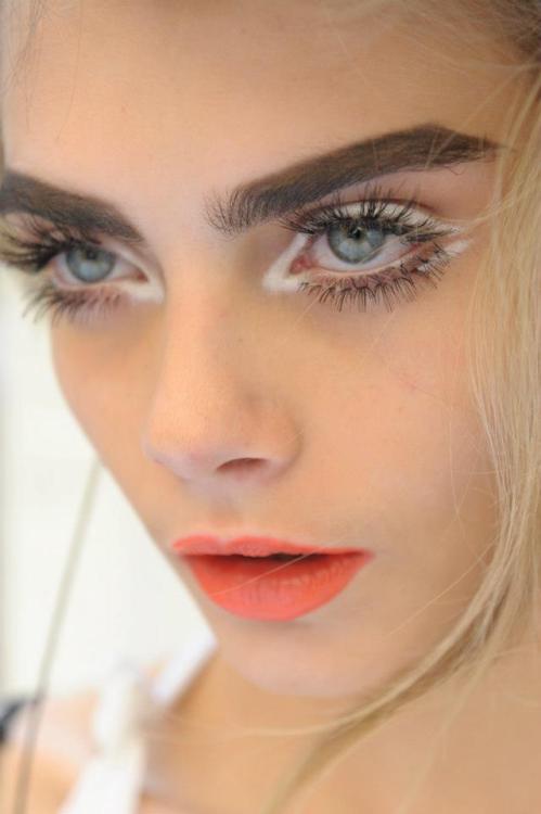 gconns:more here ☾<3