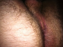 typingonehanded:  My hairy hole.