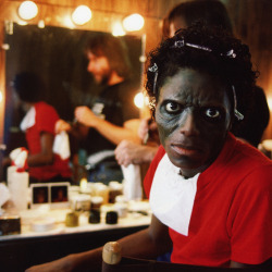 - Michael Jackson transforming into a zombie