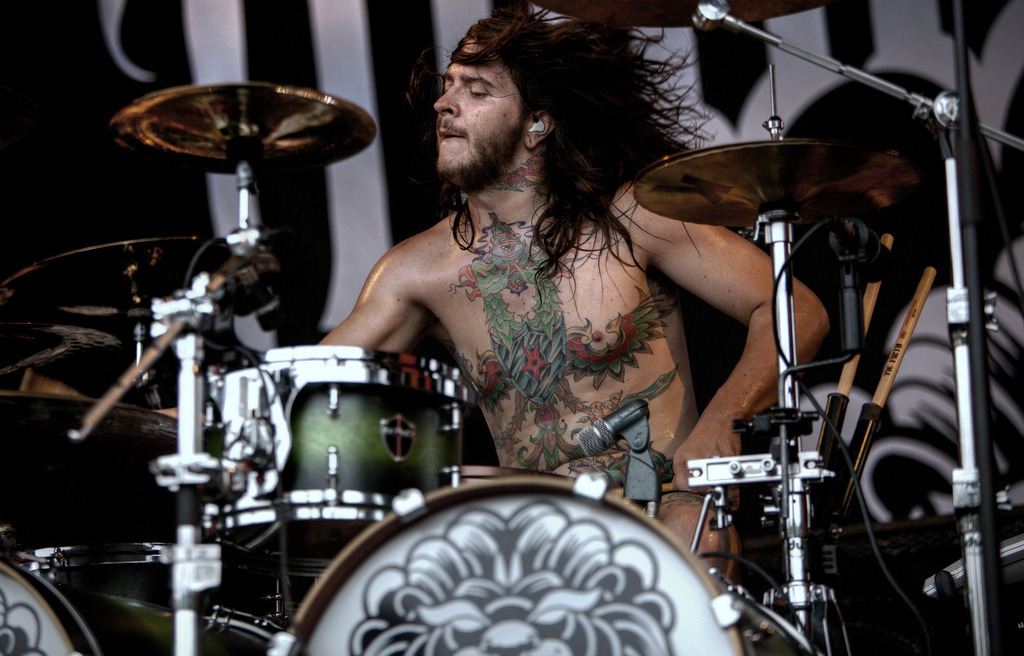 fuent1ts:  myhandslikehouses:  Jerod Boyd of Miss May I (by Snypaz118)  can i b him??