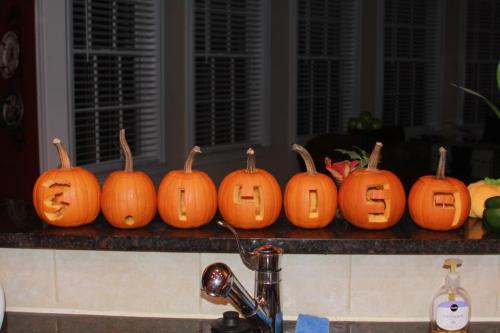 spockisinthetardis:  welcome-my-peasants:  Hey guys, you get it? It’s pumpkin pi.  GUYS 