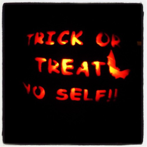 pargofmyblern:My Parks and Rec themed pumpkin I carved last night…complete with Comic Sans font beca