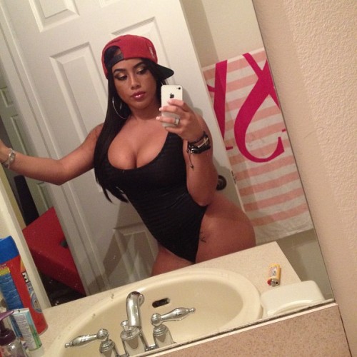 She Make You Say +_Oh!