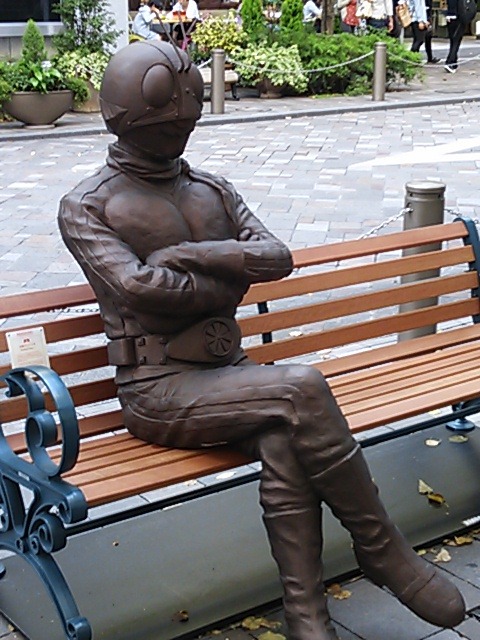 cannibal-sarracenian: hongo straight chillin