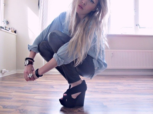 deadcuteboy:  ☺ the pale blog you’ve been looking for ☺