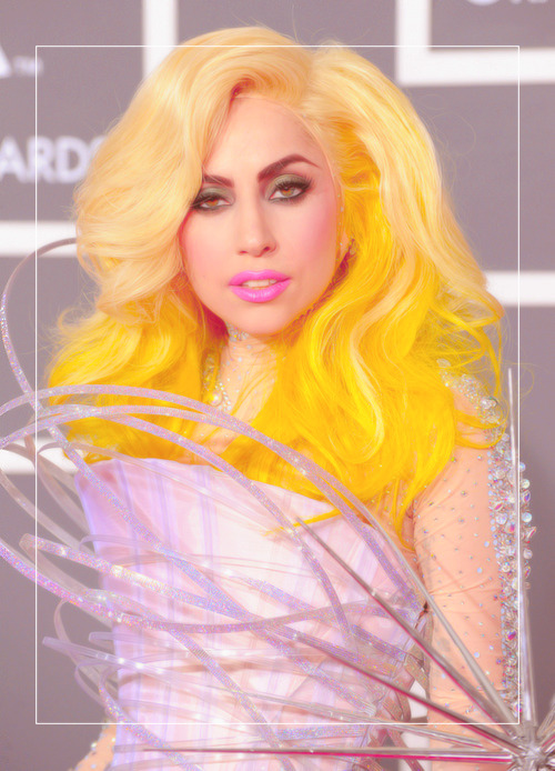 monicasvitti:  Lady Gaga @ the 2010 Grammys 