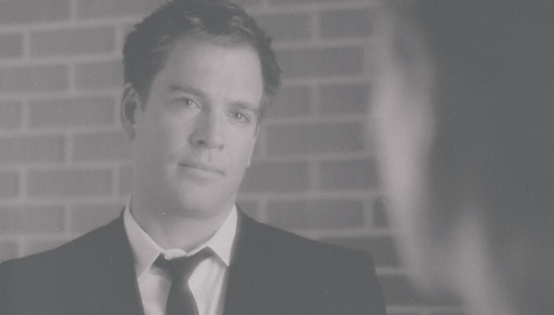 theduckman:  I love you. Please tell me, this is real. 