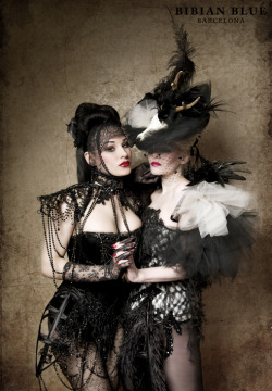 wolfdancer:  Halloween Waltz ~ Annie Bertram &amp; Bibian Blue 