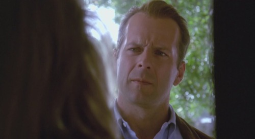 nakedmalecelebs1: Bruce Willis IN Color of Night (1994) 