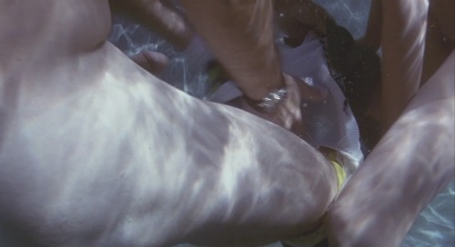 nakedmalecelebs1:  Bruce Willis IN Color of Night (1994)   