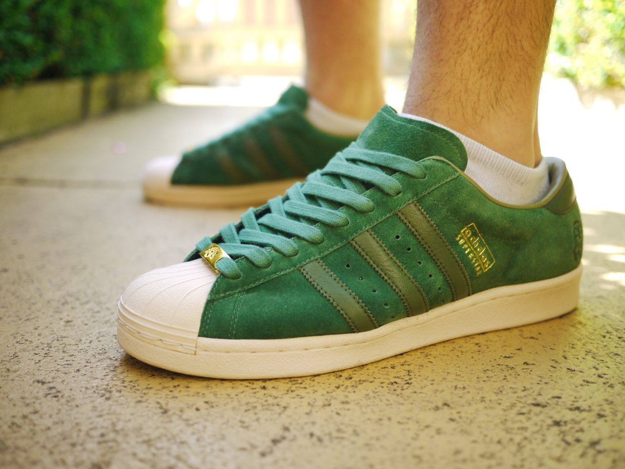 Зеленые кроссовки adidas. Кеды adidas Superstar зеленые. Адидас суперстар зеленые. Adidas Footpatrol. Adidas / кроссовки Superstar Green.
