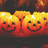 mallette-blog:  Halloween lights  So pissed the weather has foiled my Halloween plans again :/