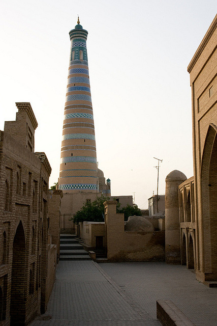 Minaret and Madrassah of Islam-Khodja in Khiva, Uzbekistan (by Loïc BROHARD).