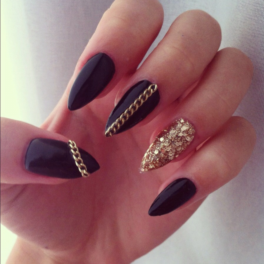 Nail stiletto art designs