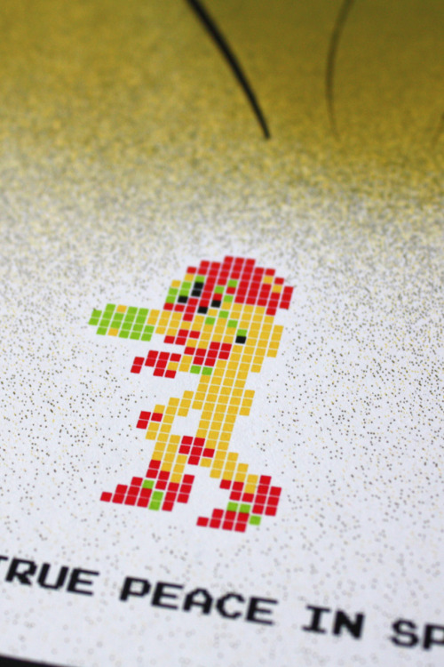 it8bit:  “Ryu” & “Samus” Created and submitted by Joshua Budich 9”x24”, 6-color screenprints currently on display at G1988’s Old School Video Games Show. Prints are available at the Gallery 1988 Store.