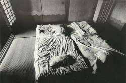   Nobuyoshi Araki - Sentimental Journey (1971-1991) 