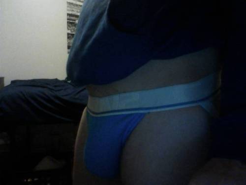 waramongstthegorillas:  troyisnaked:  bulging follower submission . xxx  One last one. Now I wouldn’t say bulging…   God I love bulges and jockstraps