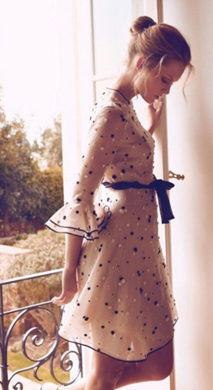 She&rsquo;s so Transparently Beautiful