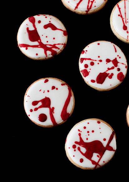 gastrogirl:  blood spatter cookies.  adult photos