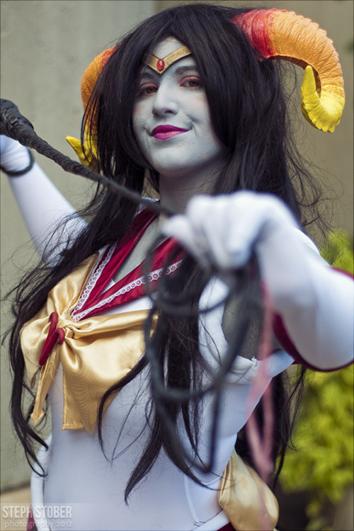 skwinkography:  Sailor Aries.New York Comic Con 2012 Aradia | Photographer More photo