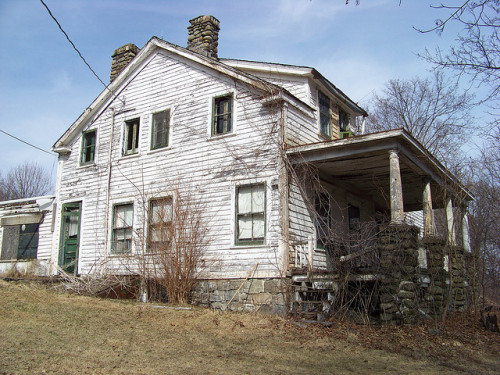 previouslylovedplaces: Stein Farmhouse by rchrdcnnnghm on Flickr.