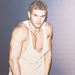 Hunks, Boys & Bears