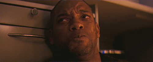 societysimperfection:  When your mom makes cookies: She says you can only take one: As soon as she leaves the room: