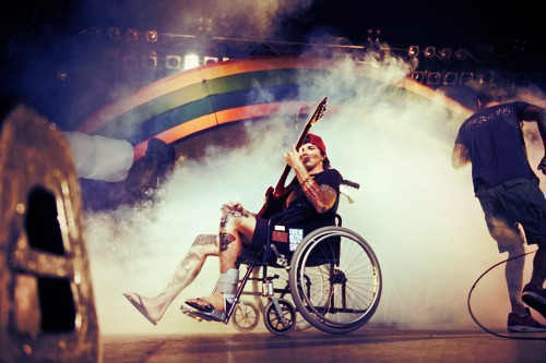 alex-baao:  winstonmccall:  Luke Kilpatrick | Parkway Drive  Bandblog here 