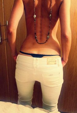 thong-it:  Love my white jeans! Gonna wear