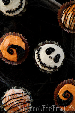 Gastrogirl:  Nightmare Before Christmas Cupcakes. 