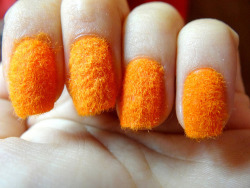 sssammich:  gloomyteens:  cheetos  #YOU MISSED THE OPPORTUNITY TO DO THIS TO YOUR ACTUAL TOES SO THEY’D BE ‘CHEETOES’ #WAVE AS THAT OPPORTUNITY SAILS RIGHT ON BY YOU 