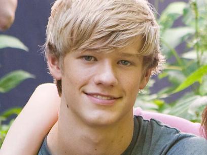 Lucas Till…seriously are you fuckin kiddin me?!?!?!