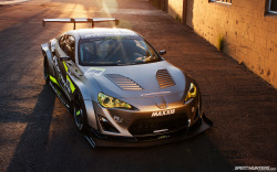 fightforyourleft:  Evasive FRS - Speedhunters 